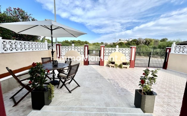 Resale - Townhouse - Orihuela Costa - Dehesa de campoamor