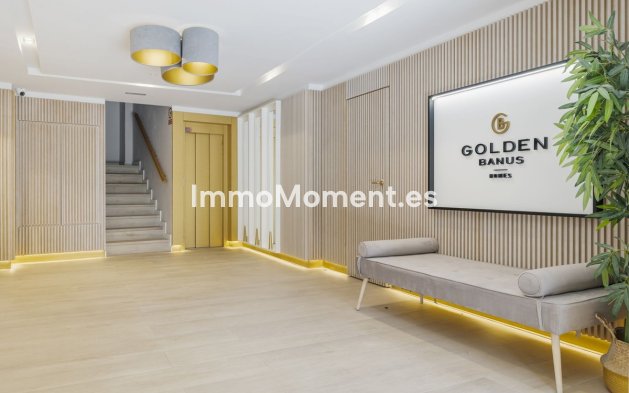 Resale - Apartment - Marbella - Nueva Andalucía