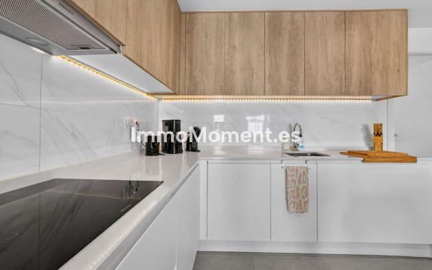 Resale - Apartment - Orihuela Costa - Villamartín