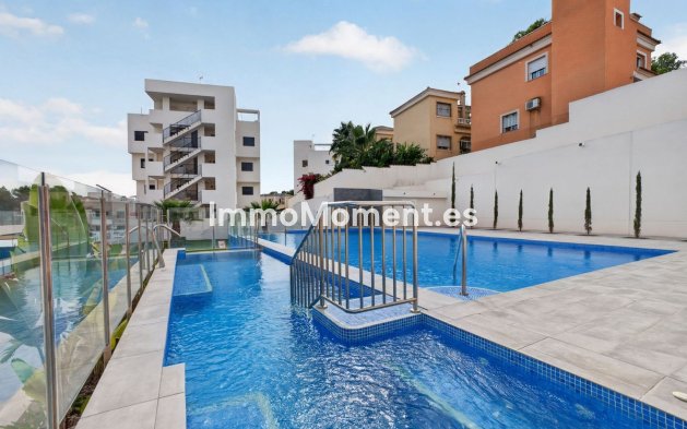 Resale - Apartment - Orihuela Costa - Villamartín