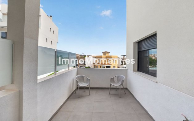Resale - Apartment - Orihuela Costa - Villamartín
