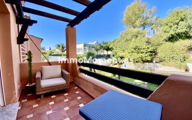 Resale - Apartment - Marbella - Guadalmina Baja