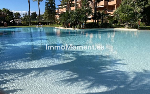Resale - Apartment - Marbella - Guadalmina Baja
