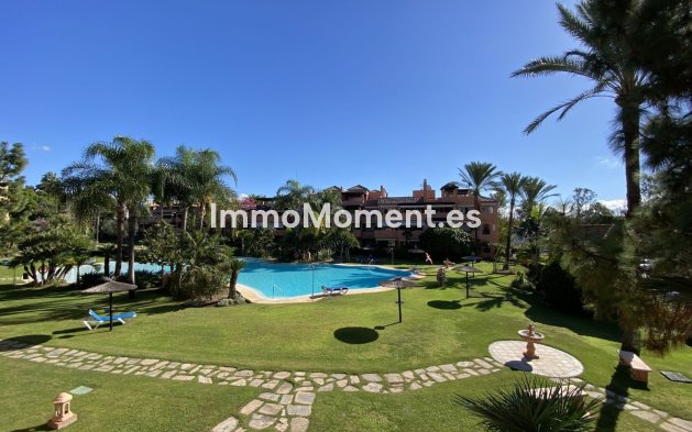 Resale - Apartment - Marbella - Guadalmina Baja