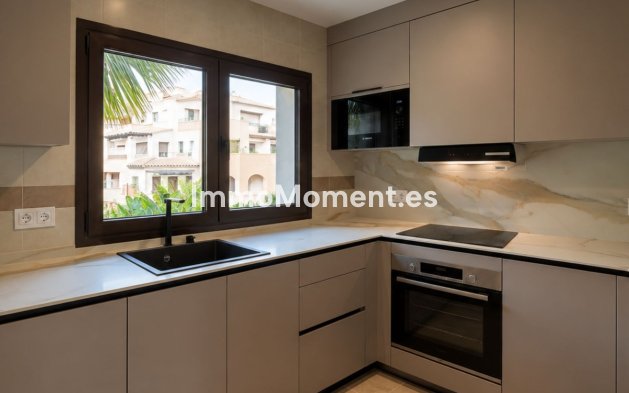 Wiederverkauf - Reihenhaus - Estepona  - Estepona Centro
