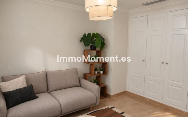 Wiederverkauf - Reihenhaus - Estepona  - Estepona Centro