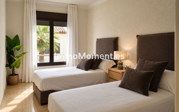 Wiederverkauf - Reihenhaus - Estepona  - Estepona Centro