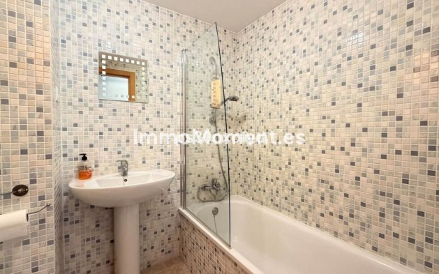 Resale - Apartment - Casares - Casares Centro