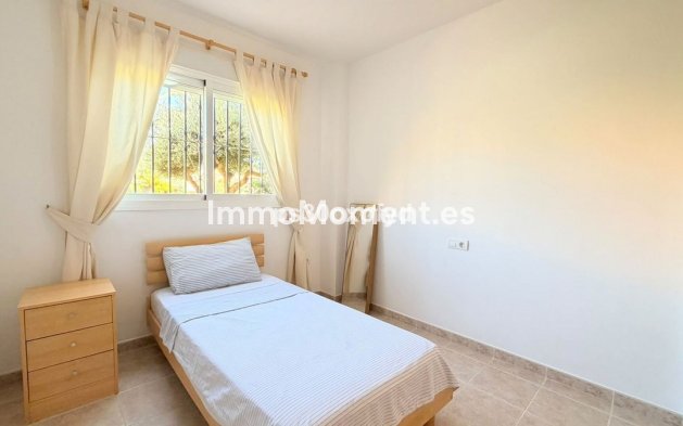 Resale - Apartment - Casares - Casares Centro