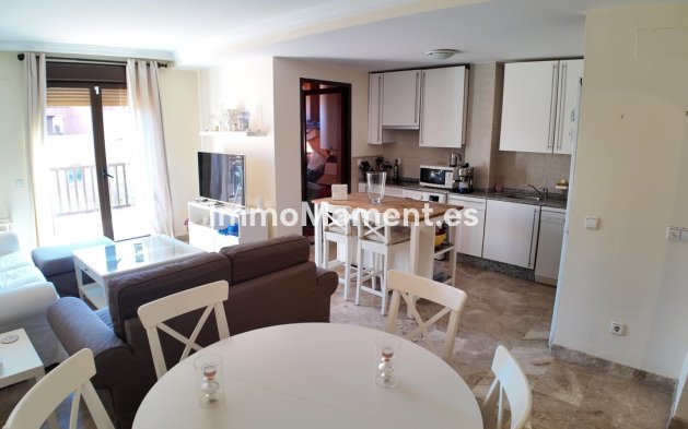 Wiederverkauf - Wohnung - Estepona  - Estepona Centro