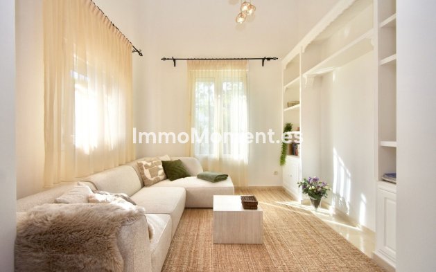 Resale - Detached villa - Manilva - La Duquesa