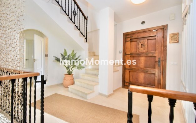 Resale - Detached villa - Manilva - La Duquesa