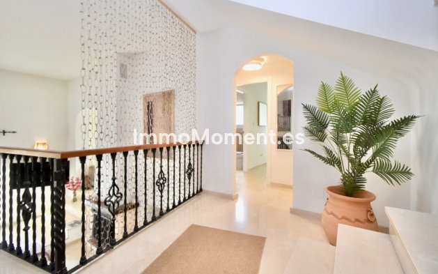 Resale - Detached villa - Manilva - La Duquesa