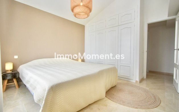 Resale - Detached villa - Manilva - La Duquesa