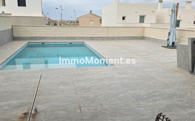 Wiederverkauf - Freistehende Villa - Torrevieja - Torrevieja Centro