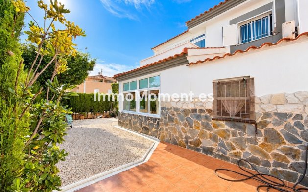 Resale - Detached villa - Orihuela Costa - La Florida