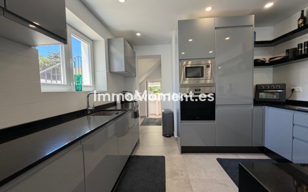 Wiederverkauf - Freistehende Villa - Benalmadena - Benalmadena Costa