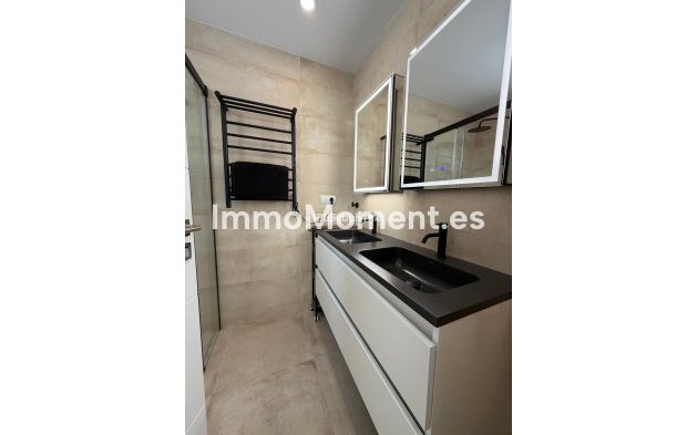 Wiederverkauf - Freistehende Villa - Benalmadena - Benalmadena Costa