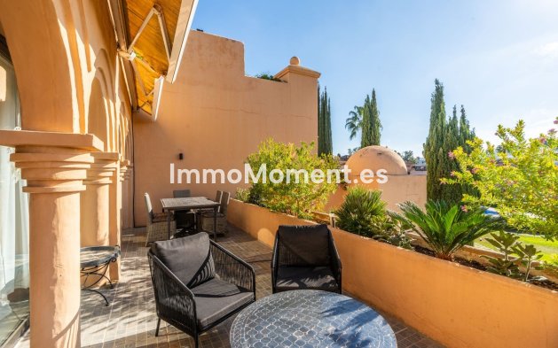 Revente - Appartement - Estepona  - Atalaya