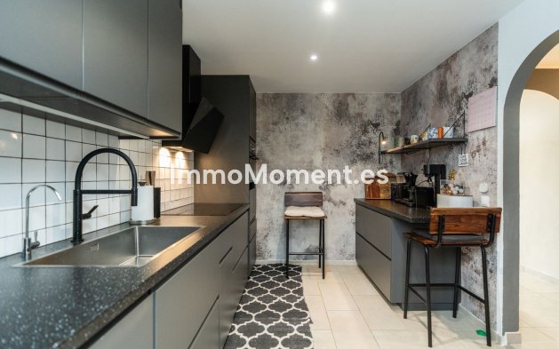 Revente - Appartement - Estepona  - Atalaya