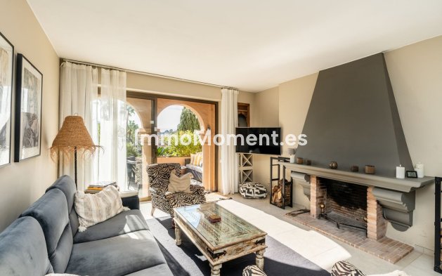 Revente - Appartement - Estepona  - Atalaya