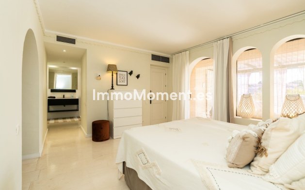 Revente - Appartement - Estepona  - Atalaya