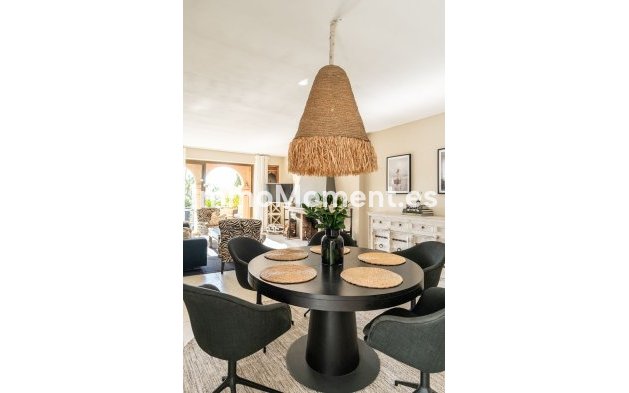 Revente - Appartement - Estepona  - Atalaya