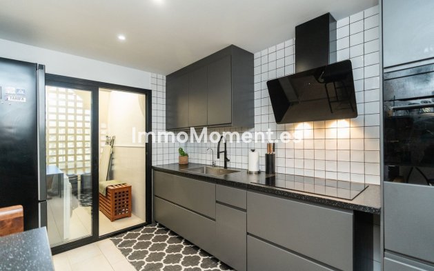 Revente - Appartement - Estepona  - Atalaya