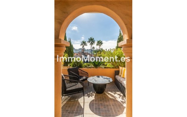 Revente - Appartement - Estepona  - Atalaya