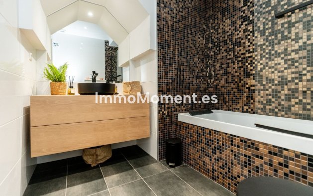 Revente - Appartement - Estepona  - Atalaya