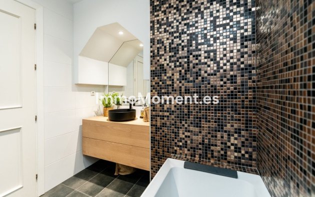 Revente - Appartement - Estepona  - Atalaya