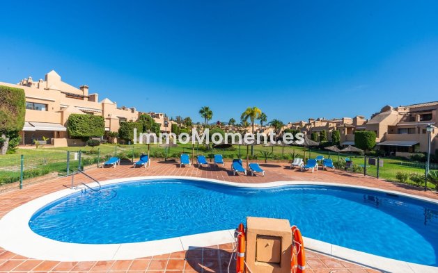 Revente - Appartement - Estepona  - Atalaya