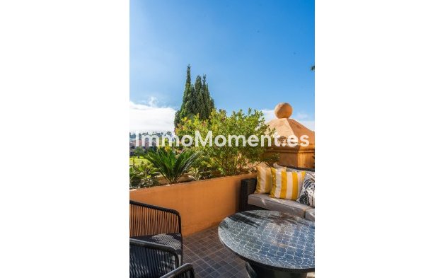 Revente - Appartement - Estepona  - Atalaya