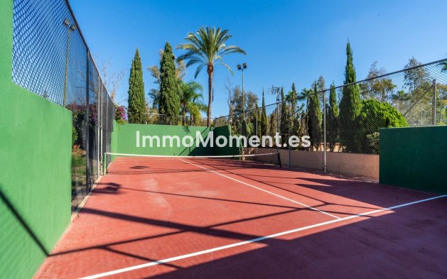 Revente - Appartement - Estepona  - Atalaya