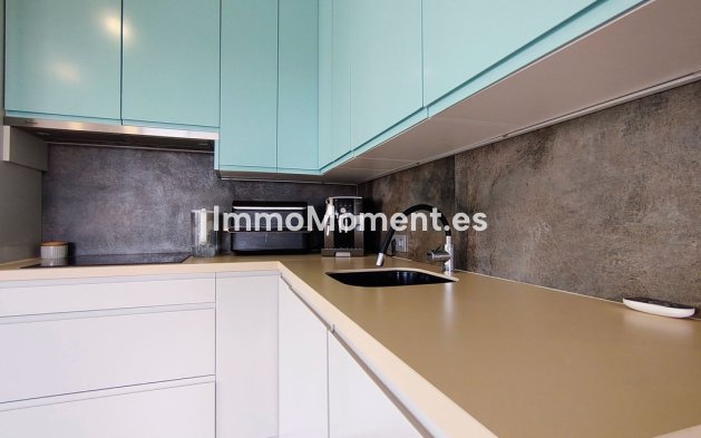 Resale - Detached villa - Estepona - Estepona Centro