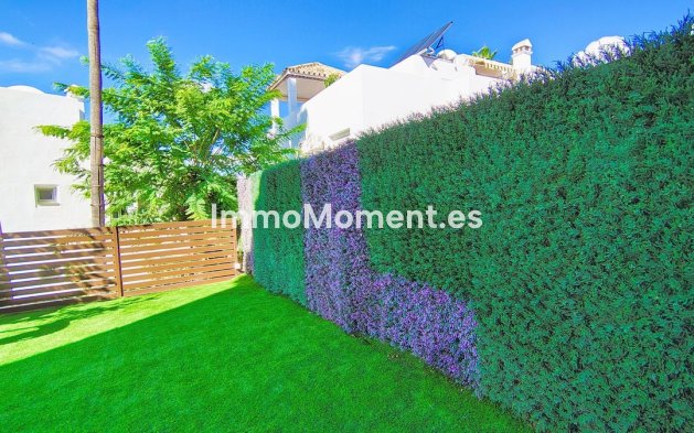 Resale - Detached villa - Estepona - Estepona Centro