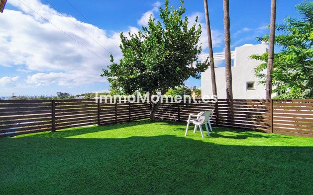 Resale - Detached villa - Estepona - Estepona Centro