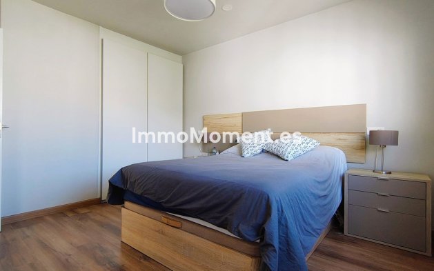 Resale - Detached villa - Estepona - Estepona Centro