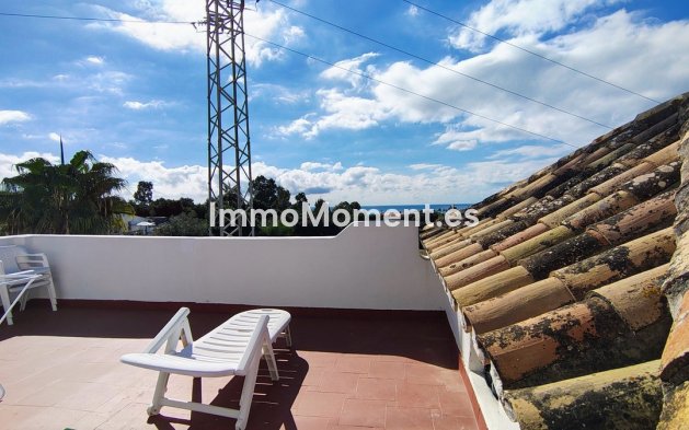 Resale - Detached villa - Estepona - Estepona Centro