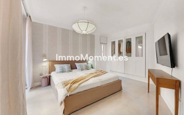 Revente - Appartement - Estepona  - Estepona Centro