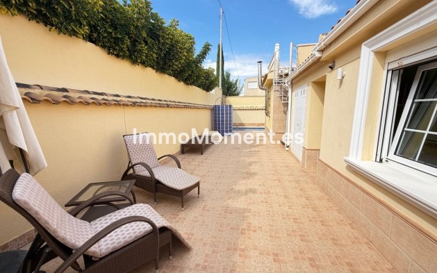 Resale - Detached villa - Orihuela Costa - Cabo roig - La Zenia