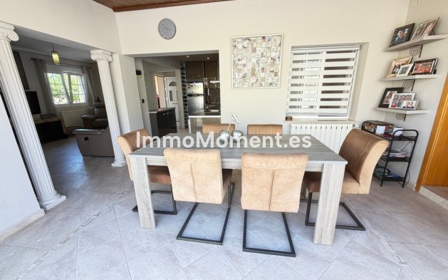 Resale - Detached villa - Orihuela Costa - Cabo roig - La Zenia