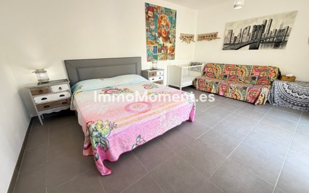 Resale - Detached villa - Orihuela Costa - Cabo roig - La Zenia