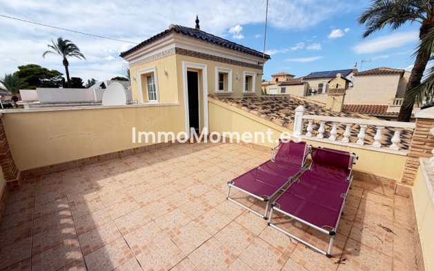 Resale - Detached villa - Orihuela Costa - Cabo roig - La Zenia