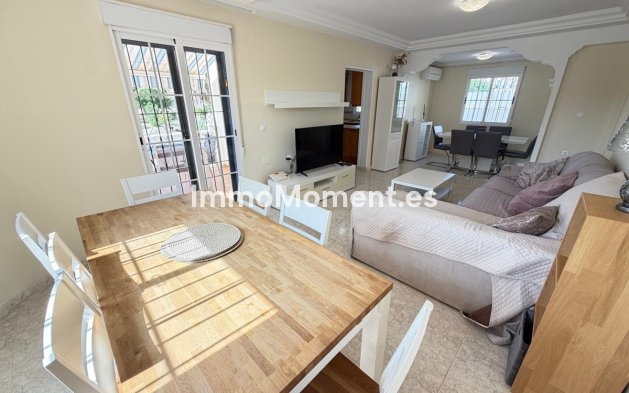 Resale - Detached villa - Orihuela Costa - Villamartín