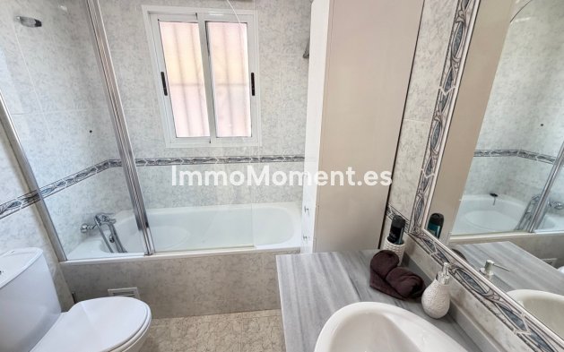 Resale - Detached villa - Orihuela Costa - Villamartín