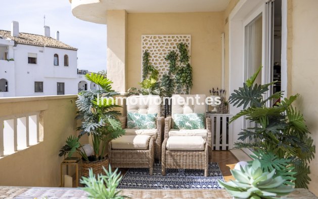 Resale - Apartment - Estepona - Estepona Centro