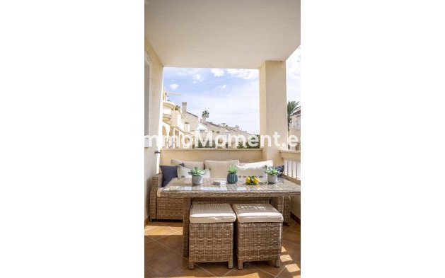 Resale - Apartment - Estepona - Estepona Centro