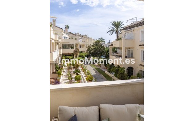 Resale - Apartment - Estepona - Estepona Centro