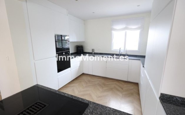 Wiederverkauf - Freistehende Villa - Torrevieja - Torrevieja Centro